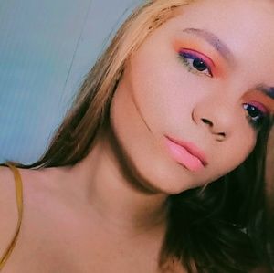 Meet your Posher, Nashaly